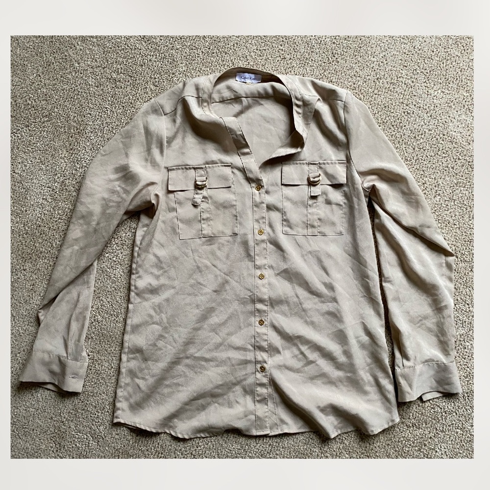 Light beige/tan button down shirt